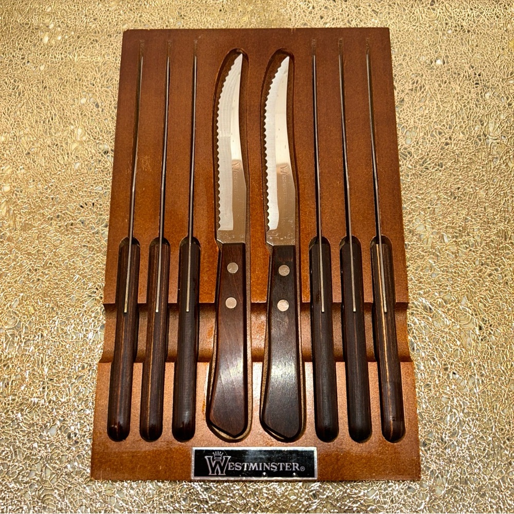 Vintage WESTMINSTER 8 Pc Steak Knives Wood Handle Serrated Stainless & Wood Tray